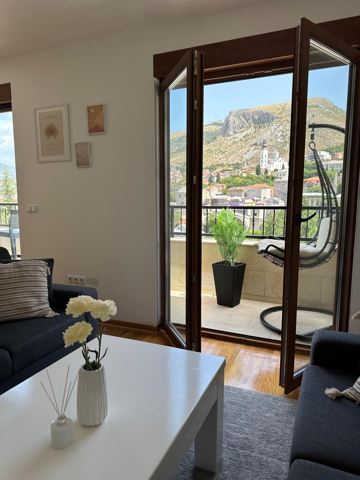 Captain'S Luxury Apartments موستار المظهر الخارجي الصورة