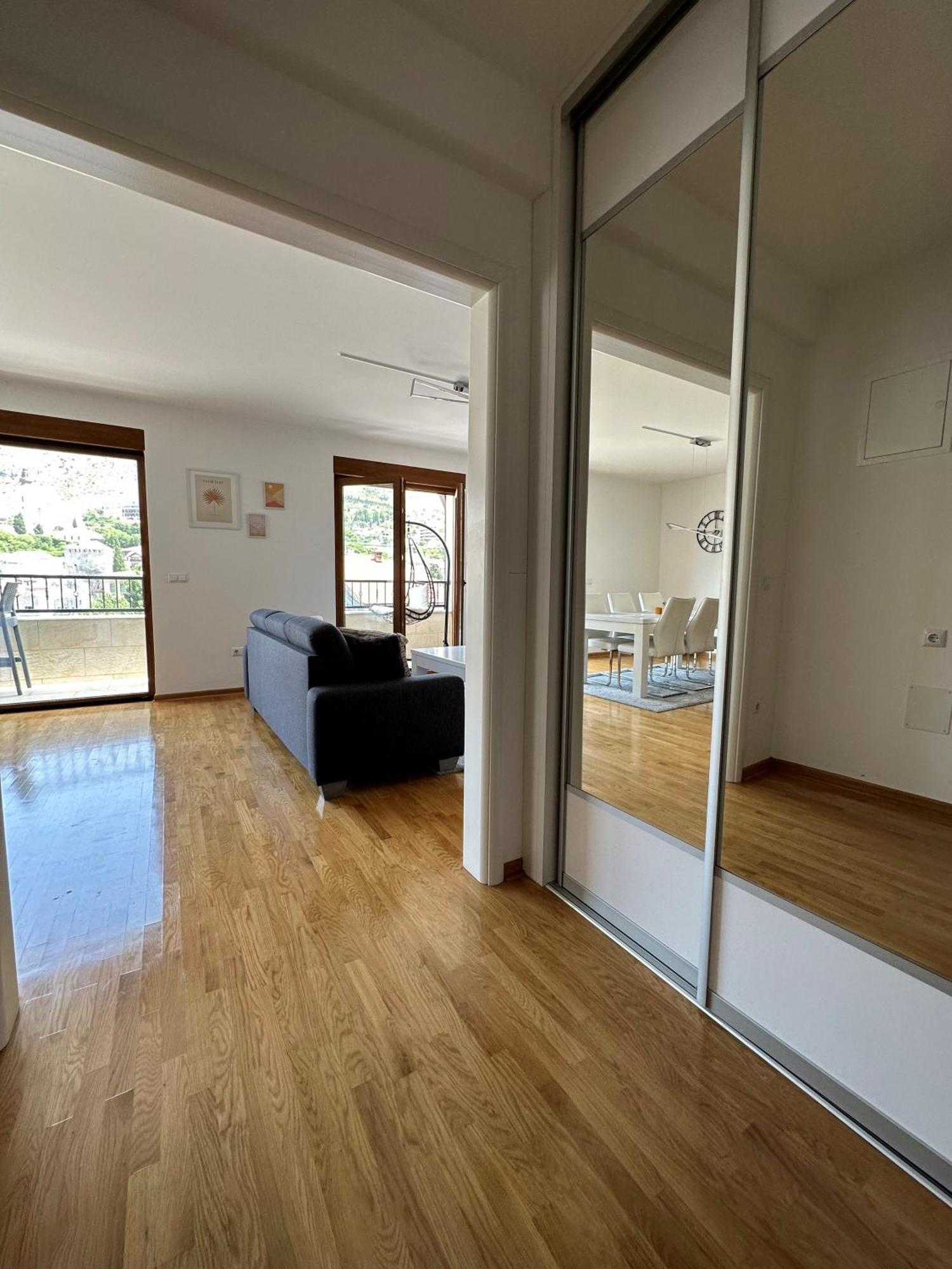 Captain'S Luxury Apartments موستار المظهر الخارجي الصورة