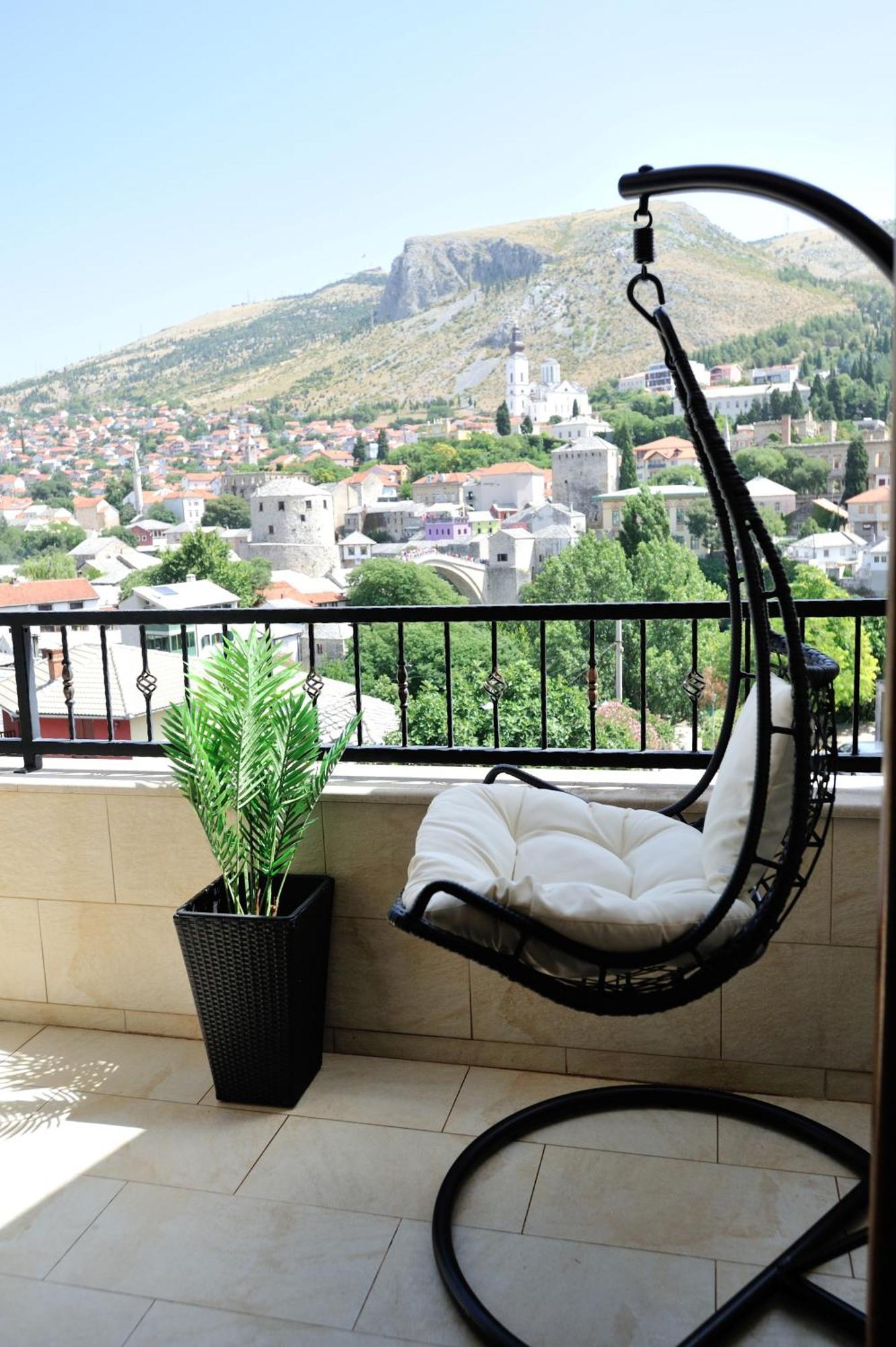 Captain'S Luxury Apartments موستار المظهر الخارجي الصورة